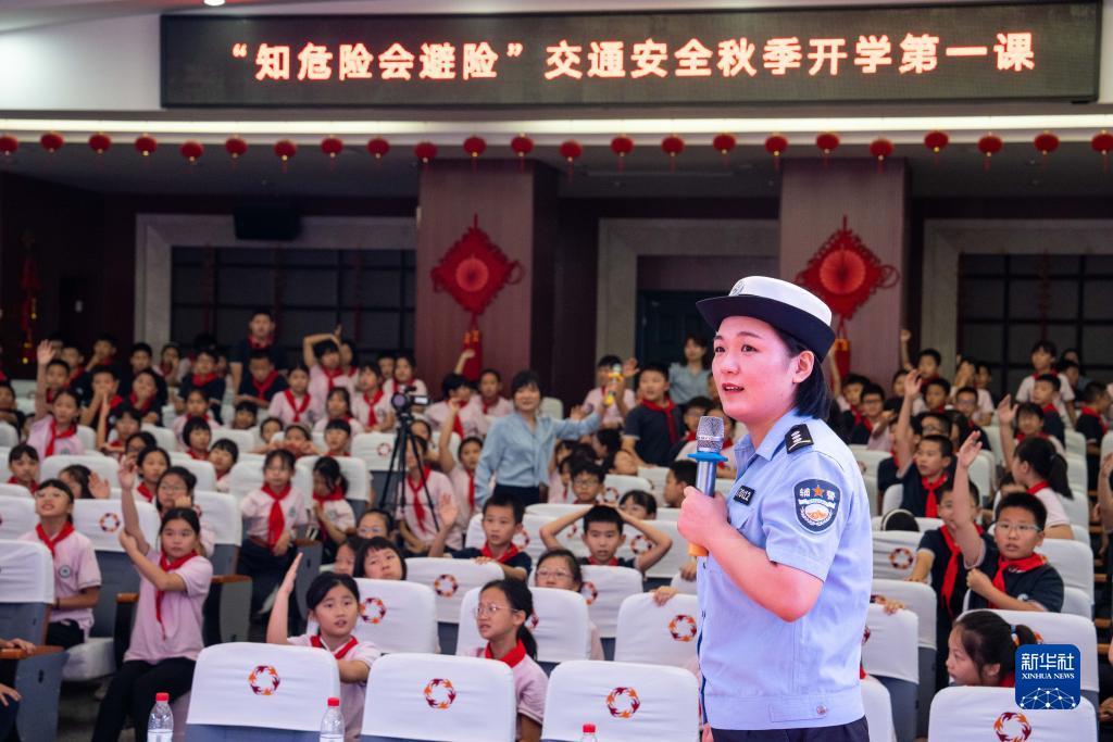 mg游戏中心下载